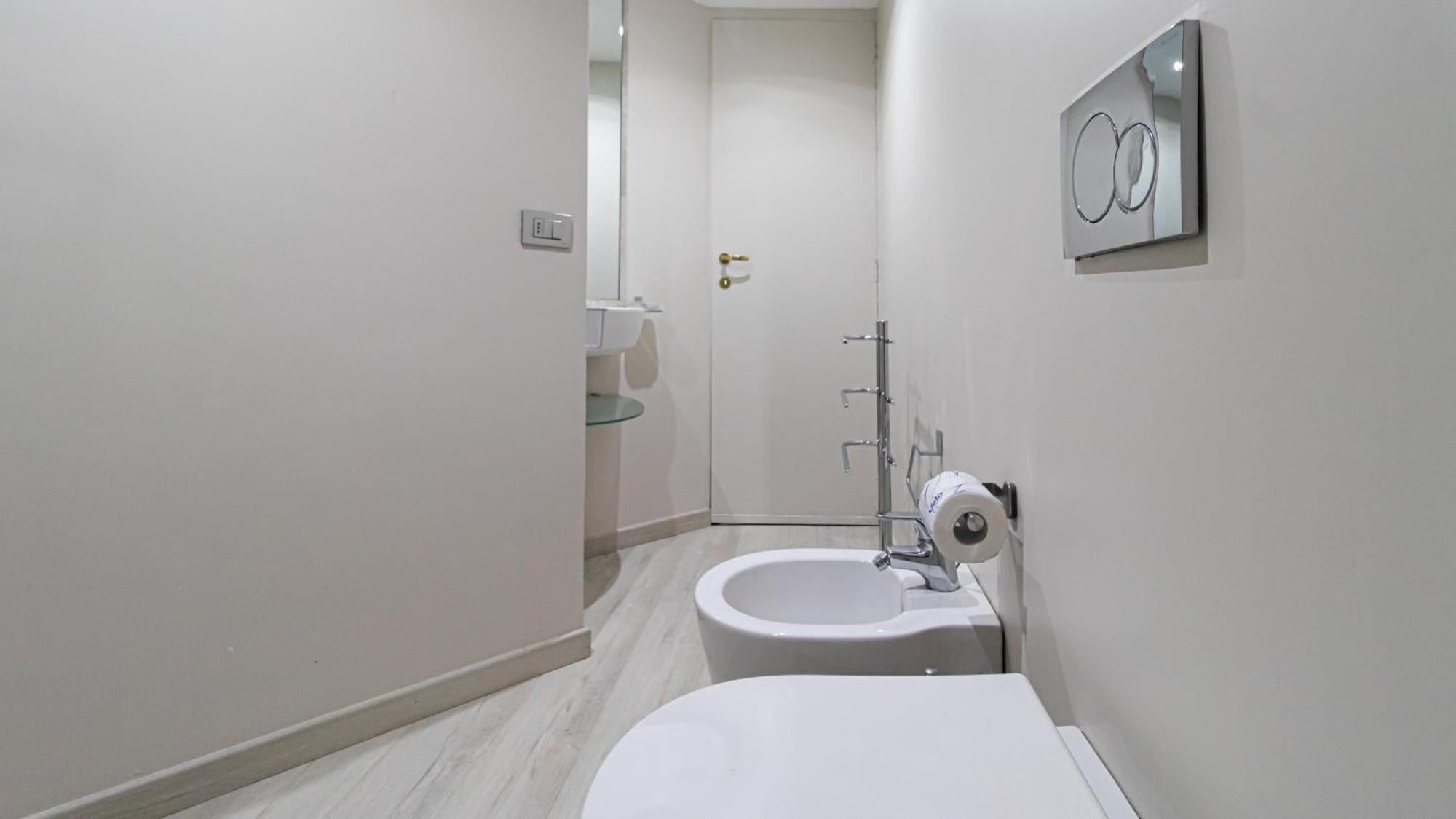 Italianway-Gian Galeazzo Apartment Milano Ngoại thất bức ảnh