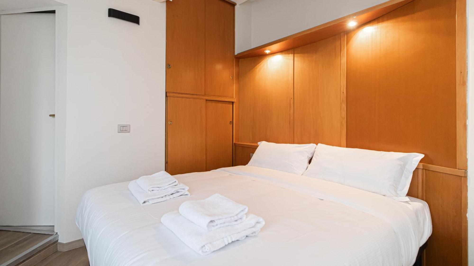 Italianway-Gian Galeazzo Apartment Milano Ngoại thất bức ảnh